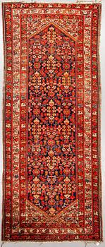Gallerimatta, antik/semiantik Malajir, ca 355 x 149 cm.