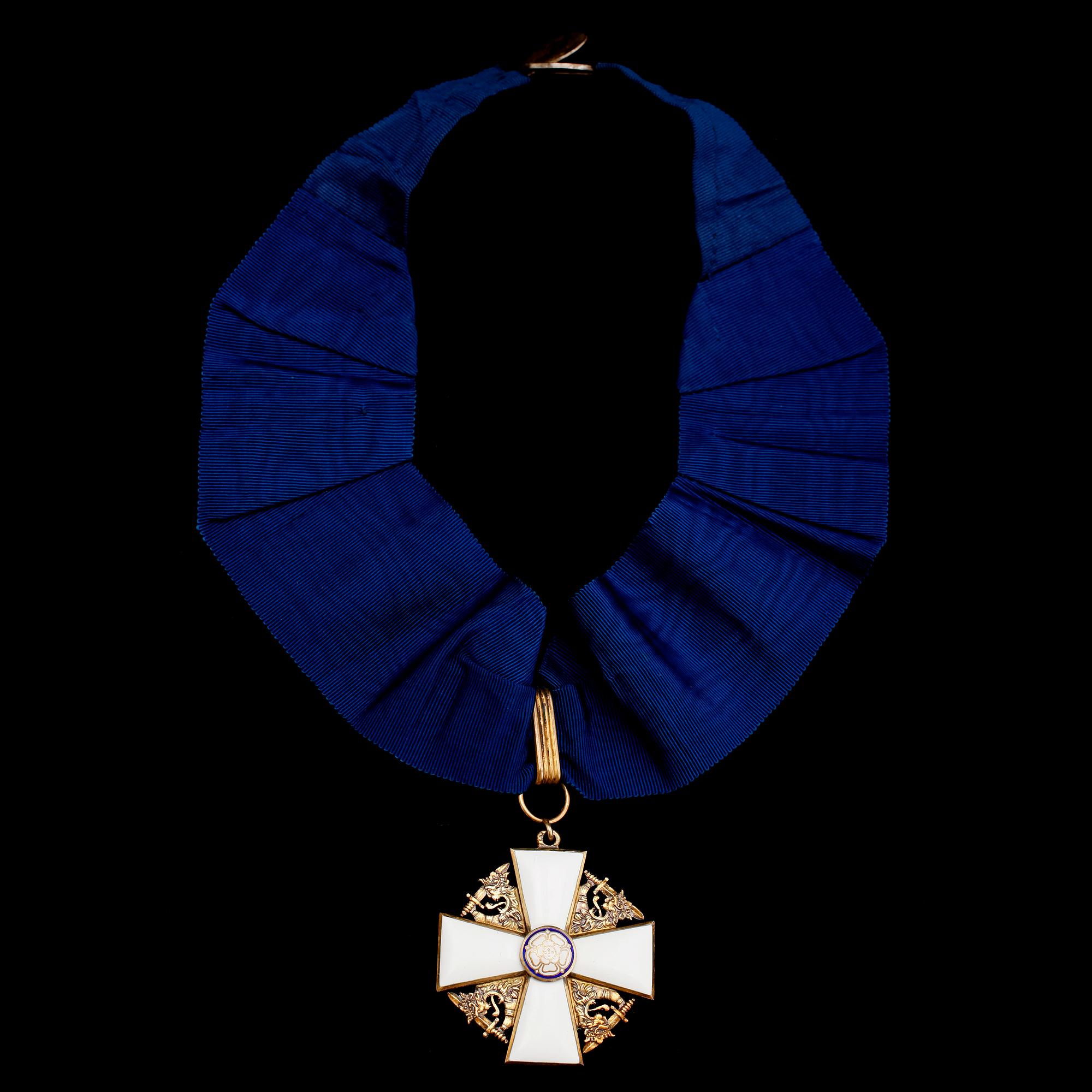 MEDALJ, förgyllt silver, Vita Rosen, Finland. Vikt ca 50 g.