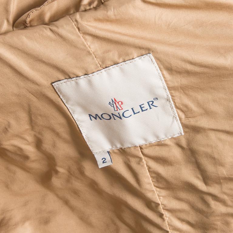 JACKA, Moncler.