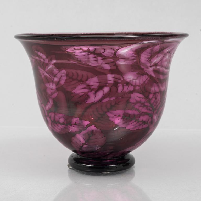 Eva Englund, a 'Graal' glass vase, Orrefors 1976.