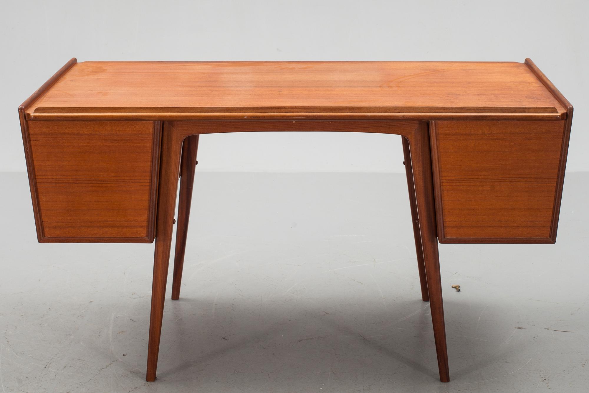 SKRIVBORD, Uddebo, Svante Skogh, 1950-tal.