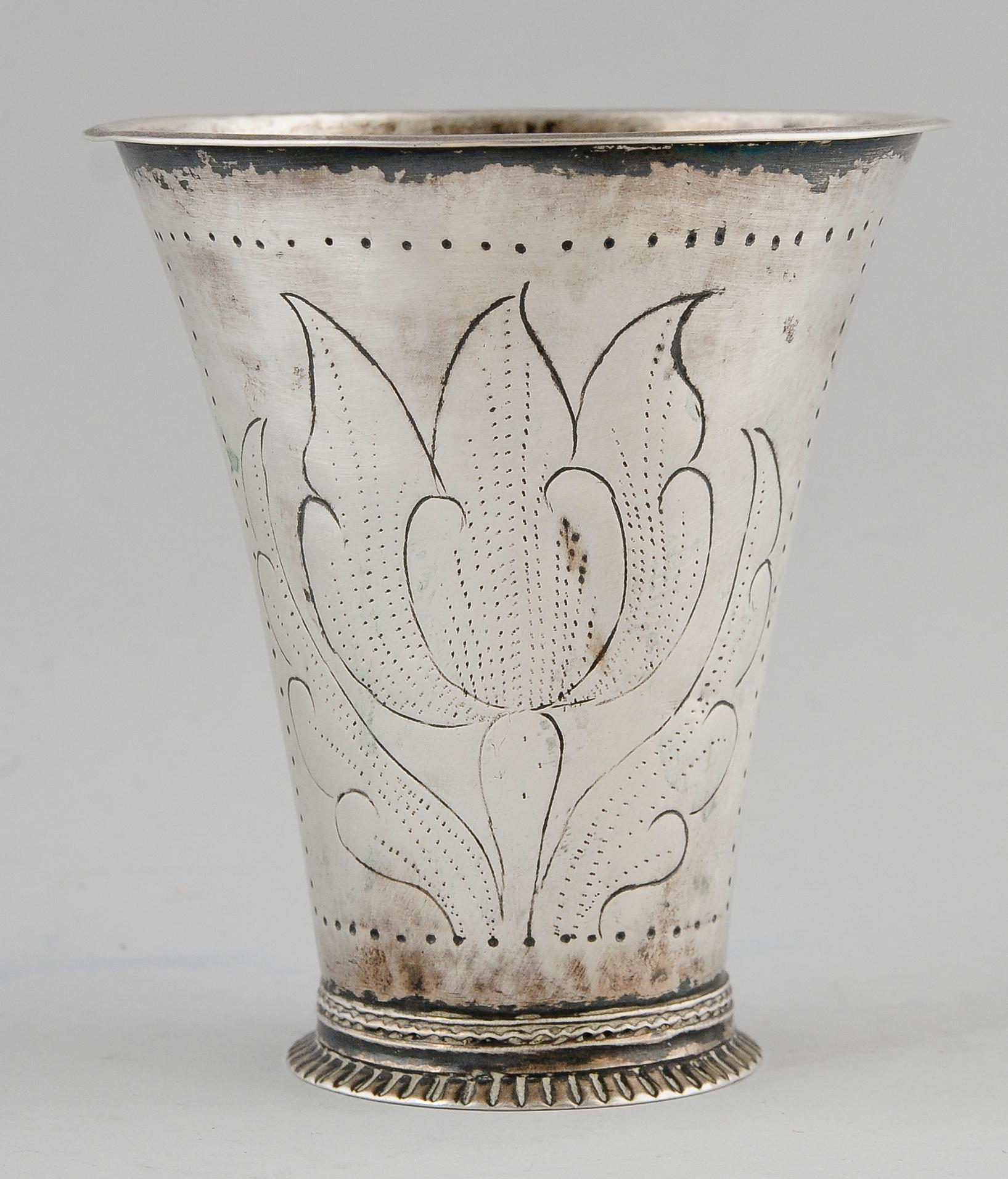 BÄGARE, silver, Johan Söderdahl, Söderköping 1763. Vikt 72 g.