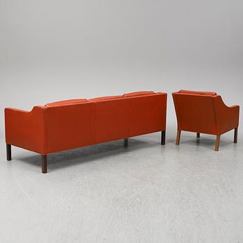 A model 2209 sofa and easy chair by Børge Mogensen for Fredericia Stolefabrik.