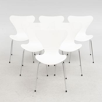 Arne Jacobsen, stolar, 6 st, ” Sjuan”, Fritz Hansen, 2018.