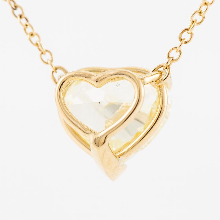 A necklace in 18K gold with a heart-shaped yellow brilliant-cut diamond 4.00 ct Fancy Yellow si1.