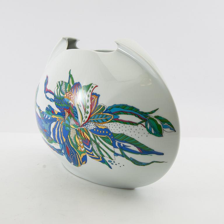 Lino Sabattini vase Rosenthal Studio-line Germany 1980s.