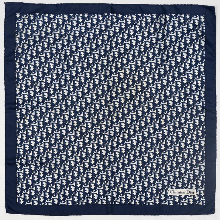 Christian Dior, scarf.