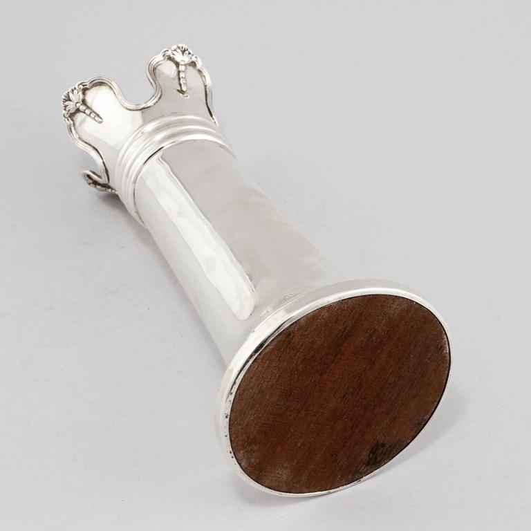 VAS, silver, Walker & Hall, Sheffield, England, 1934.