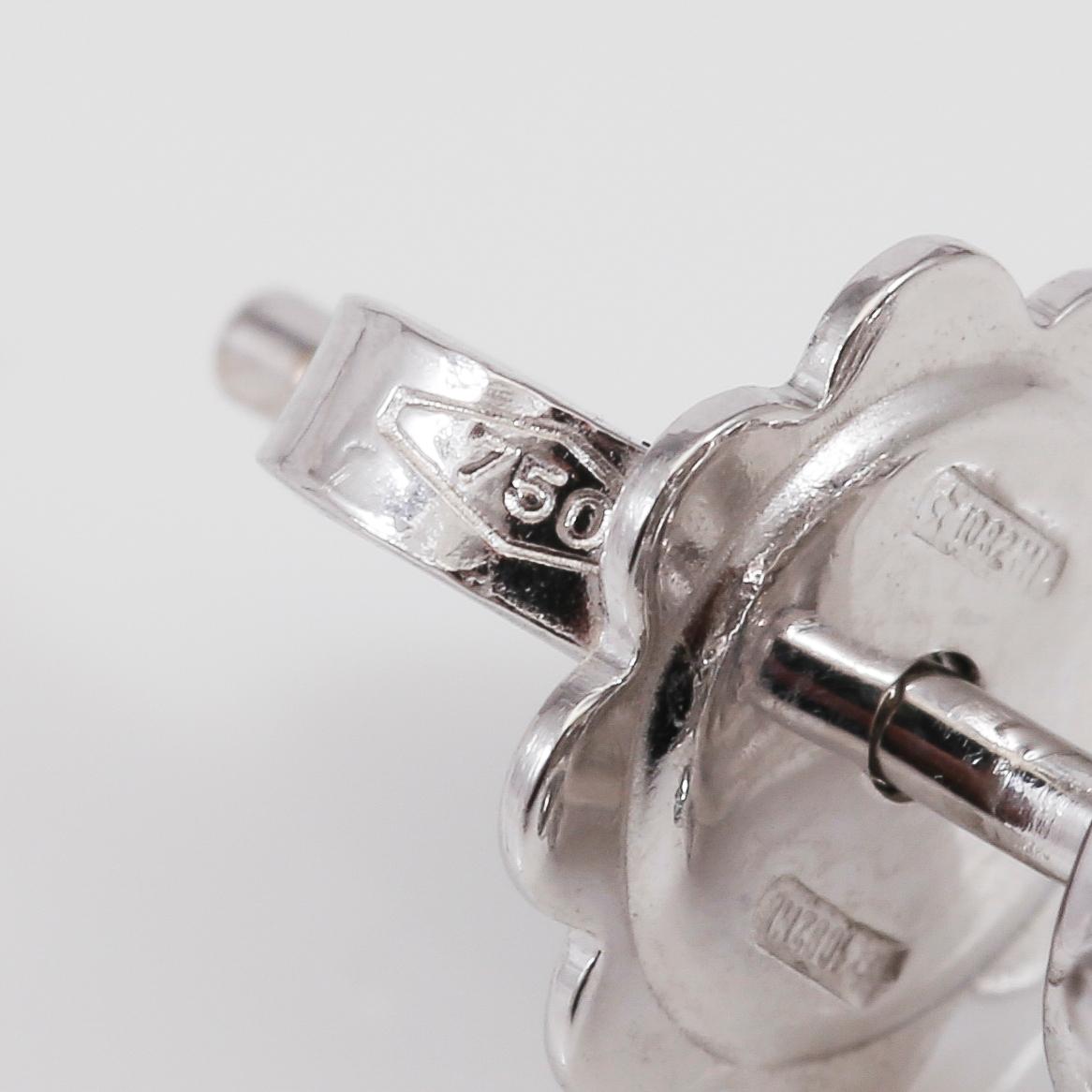 ÖRHÄNGEN, 1 par, briljantslipade diamanter total ca 1.05 ct.