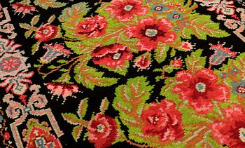 A CARPET, Kilim Besarabian, ca 350 x 203 cm.