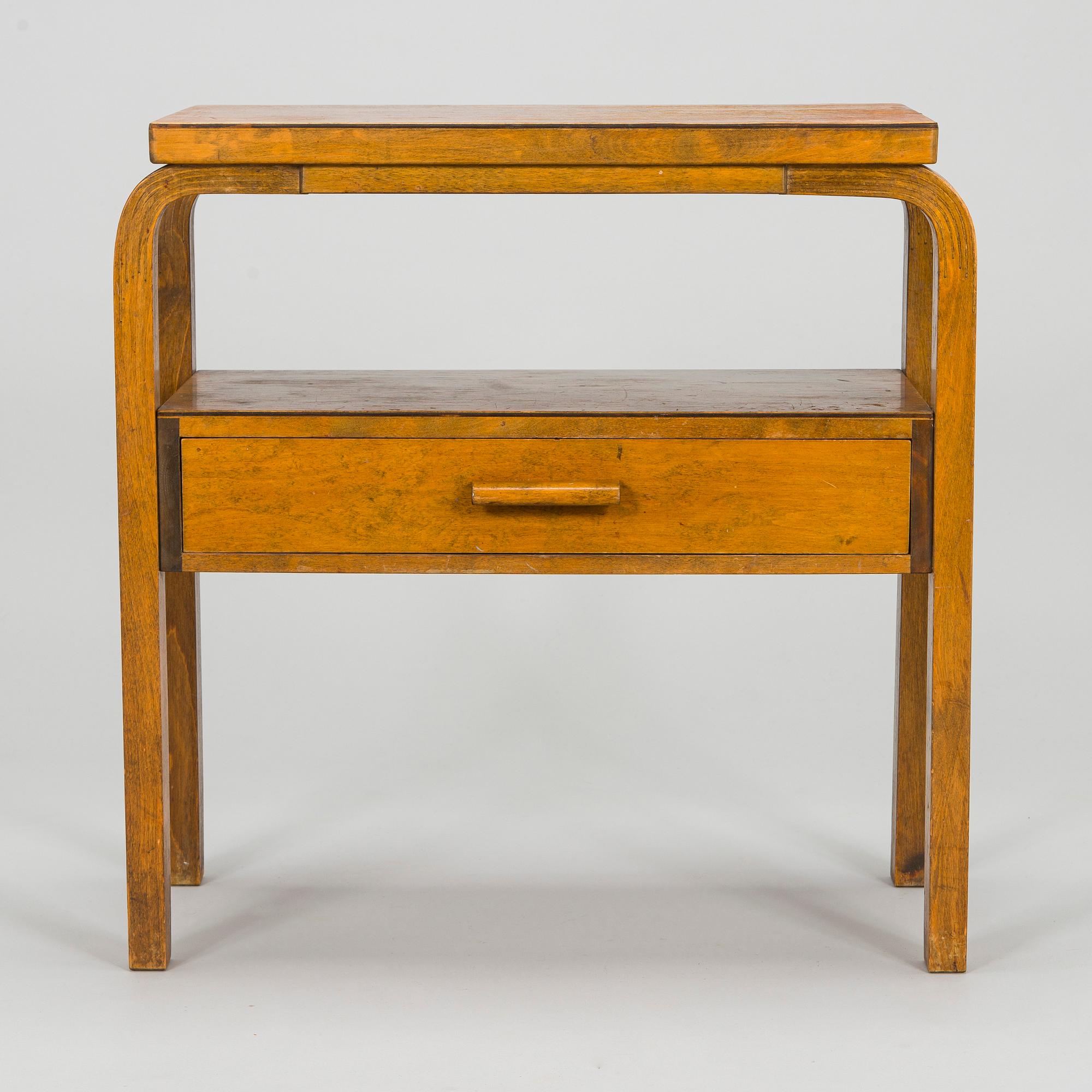 Alvar Aalto, an early 1930s '87' table for O.Y. Huonekalu- ja Rakennustyötehdas A.B.