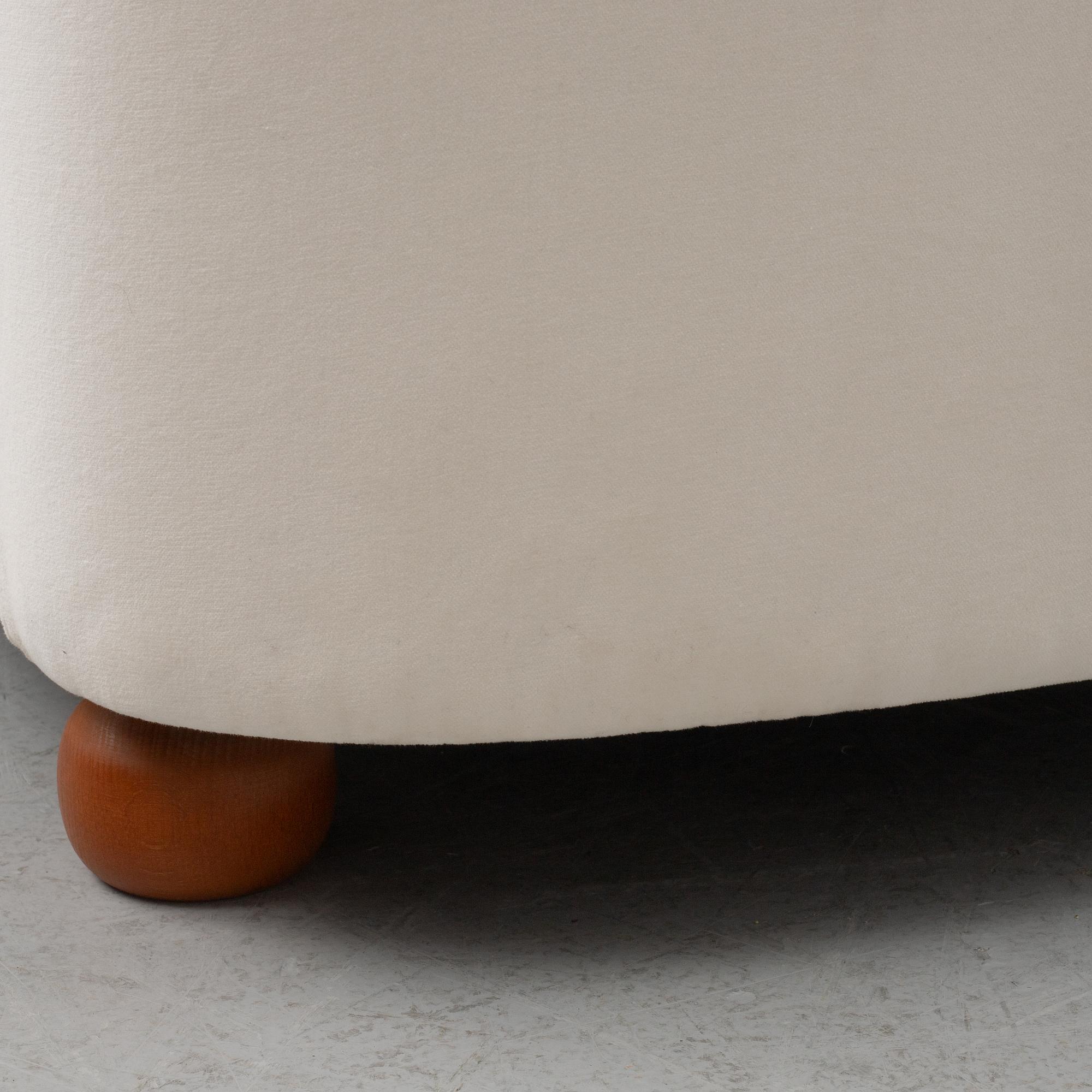Josef Frank, sofa/ daybed, model 775, Svenskt Tenn.