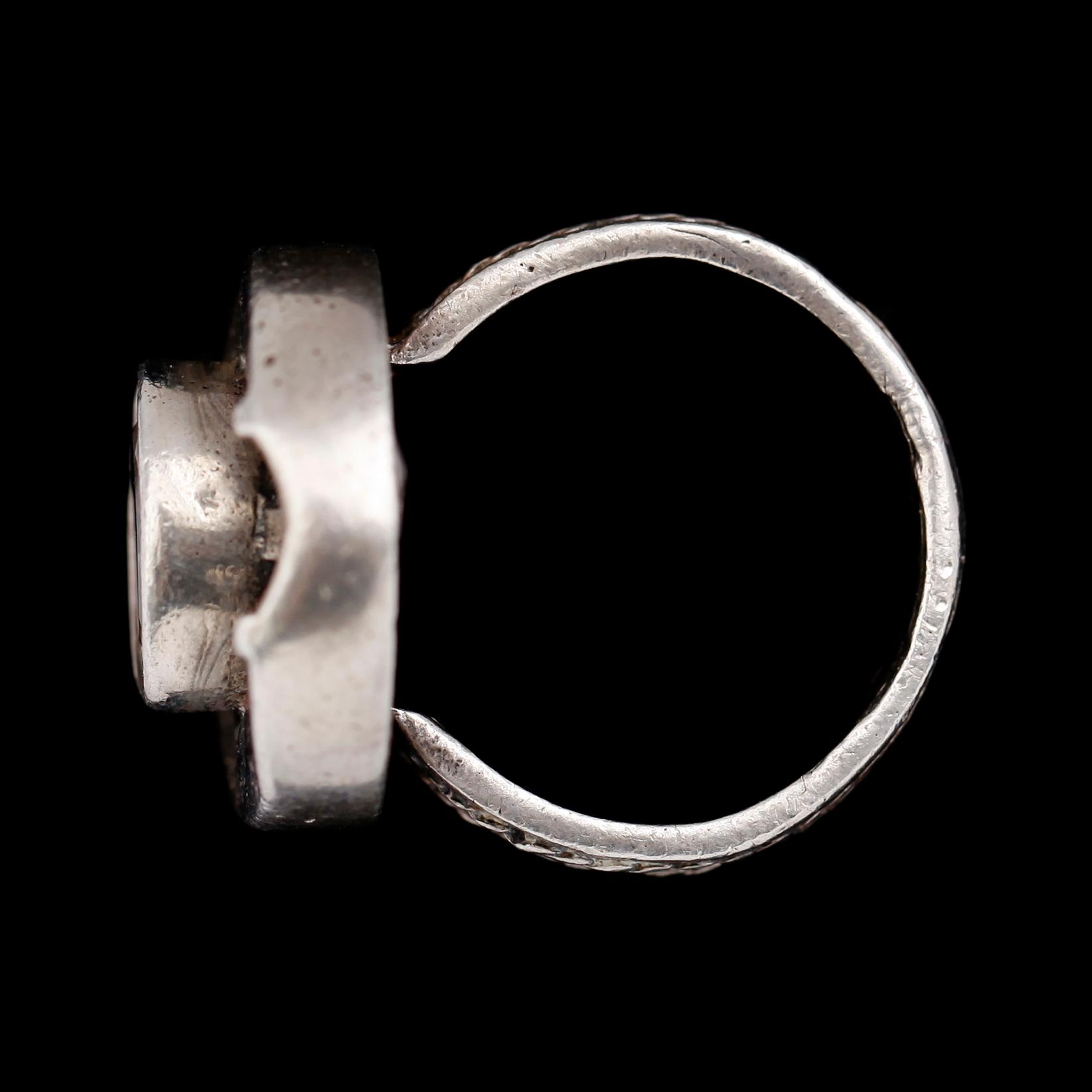 ARMBAND samt RING, silver, med bergkristaller, 1970-tal. Vikt ca 20 gram.