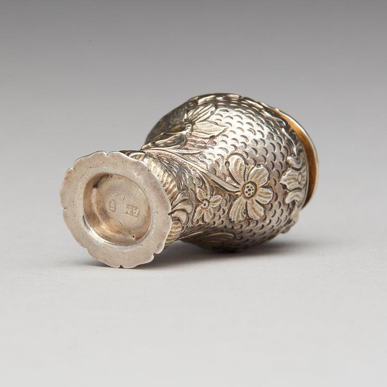Anders Morman, luktdosa, silver, Stockholm (verksam 1776-1805). Rokoko.