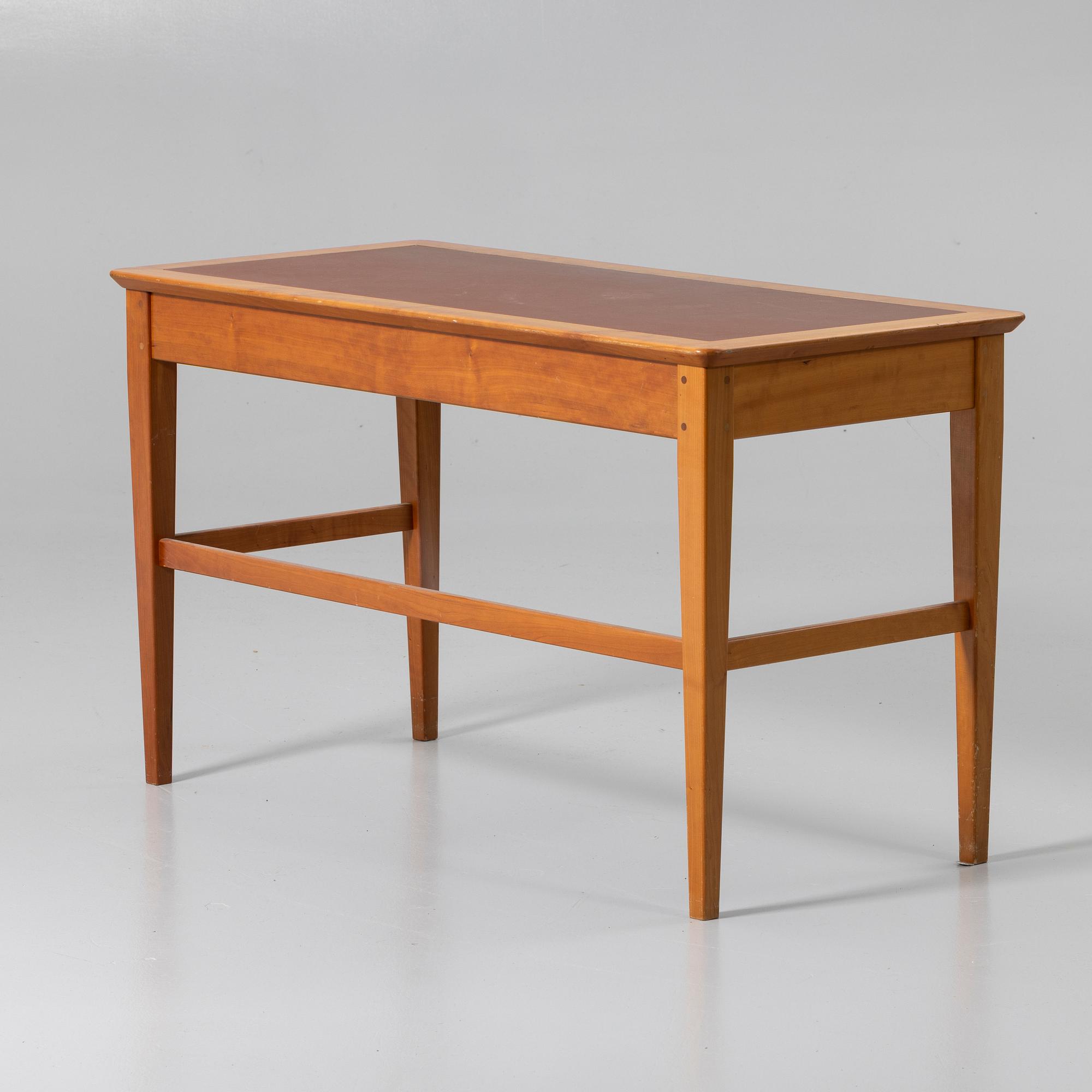 Andreas Hansen, desk, Form75, Galten, Denmark, second half of the 20th century.