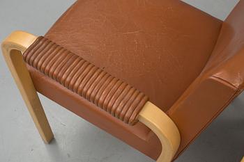 ALVAR AALTO, karmstolar, ett par. Artek. Nr 46.