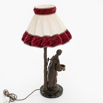 Bordslampa, Centraleuropa, sekelskiftet 1800/1900.
