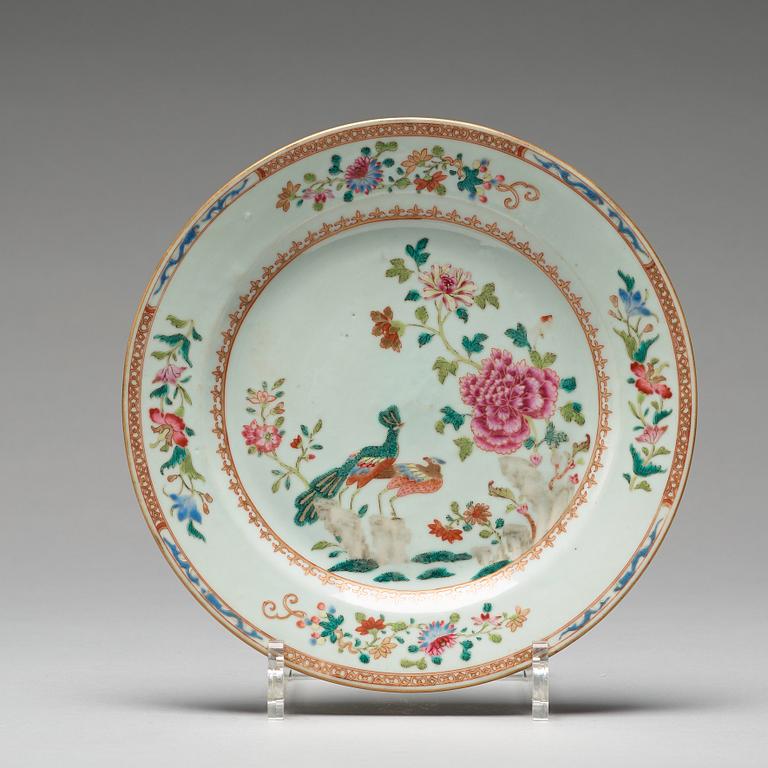 TALLRIKAR, sex stycken, samt FAT, kompaniporslin. Qingdynastin, Qianlong (1736-95).