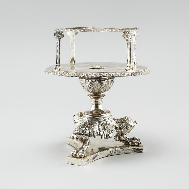 A silver bottle stand, by Gustaf Möllenborg (active 1823-1850), 1837. Weight 1236 g.