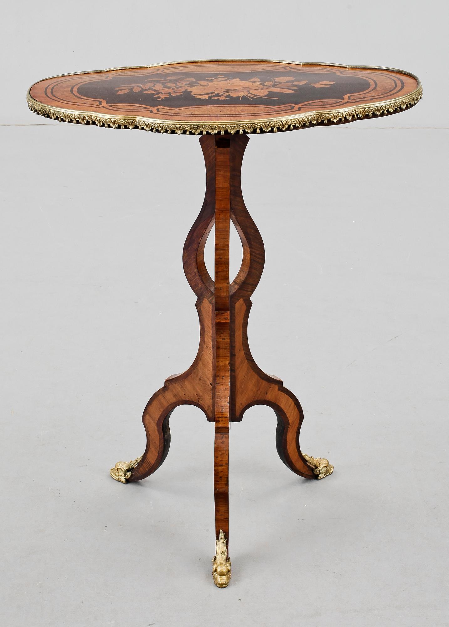 LAMPBORD/ FÄLLBORD, Louis XVI-stil, 1800-talets andra hälft.