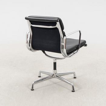 Charles & Ray Eames, skrivbordsstol, "EA208 Soft Pad Chair", Herman Miller.