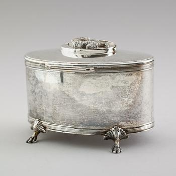 SOCKERSKRIN, silver, Johan Henrik Lampa, Stockholm 1817. Vikt ca 547 gram.
