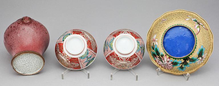 PARTI ORIENTALISKT PORSLIN, 4 delar, Kina och japan, 1800-1900-tal.