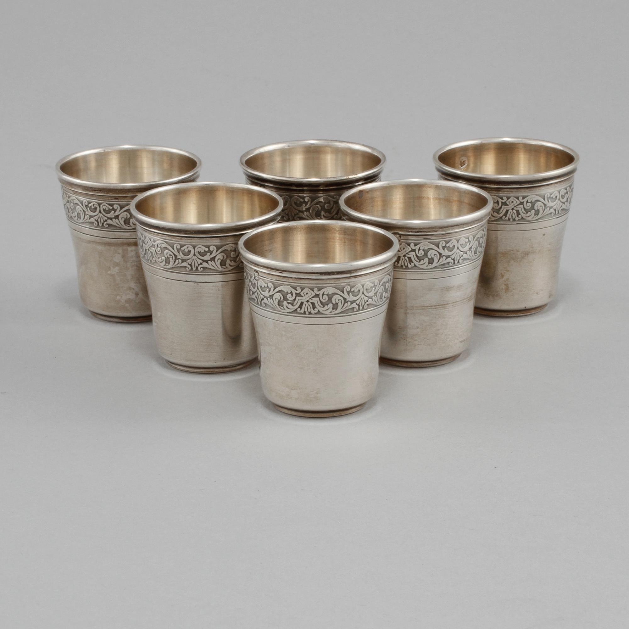 BÄGARE, 6 st, silver, Alphonse Debain, Paris, Frankrike, omkring sekelskiftet 1900. Vikt 115 g.