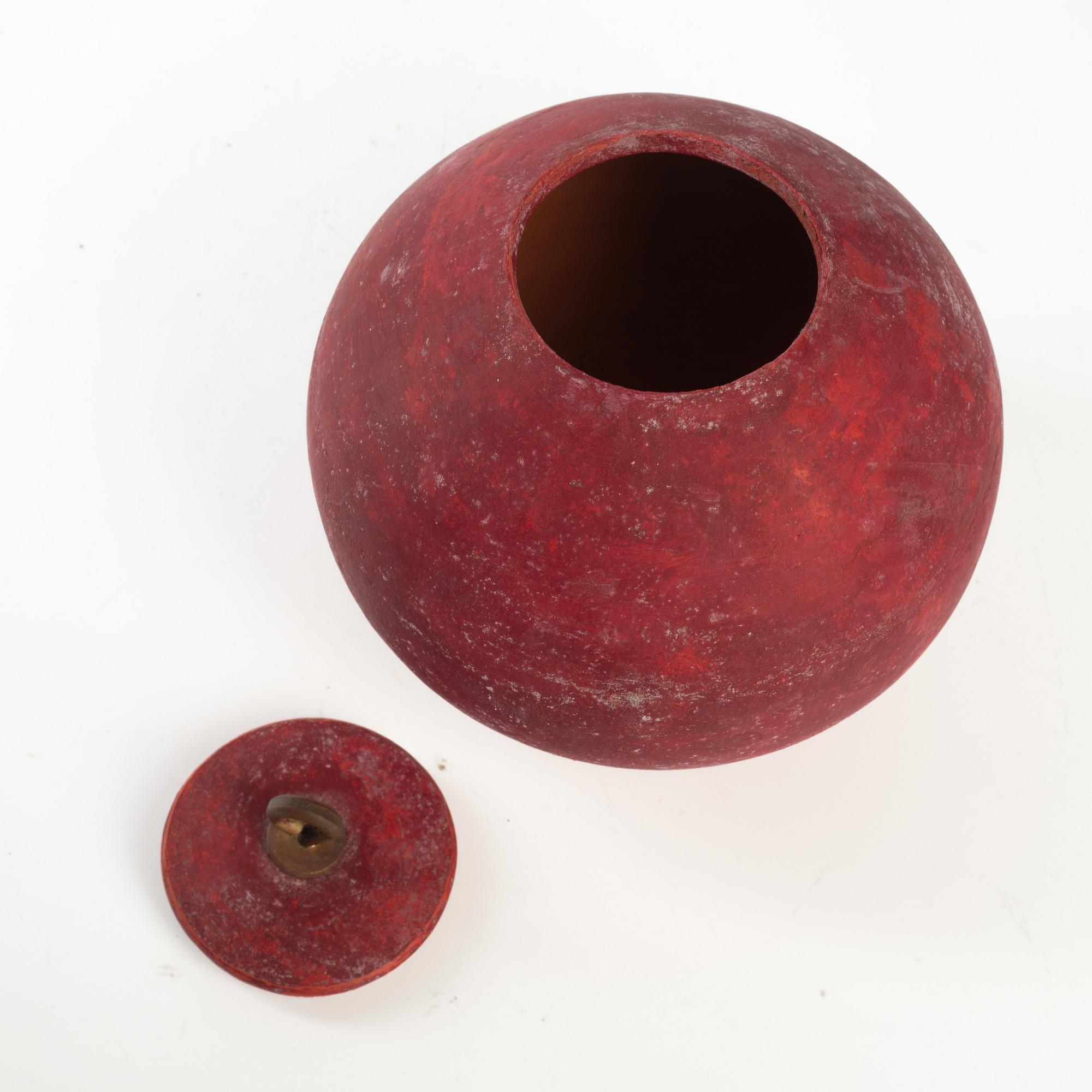 Anja Notini, urna med lock, egen ateljé, Saltsjö-Boo.