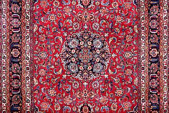 A Najafabad carpet, c. 332 x 240 cm.