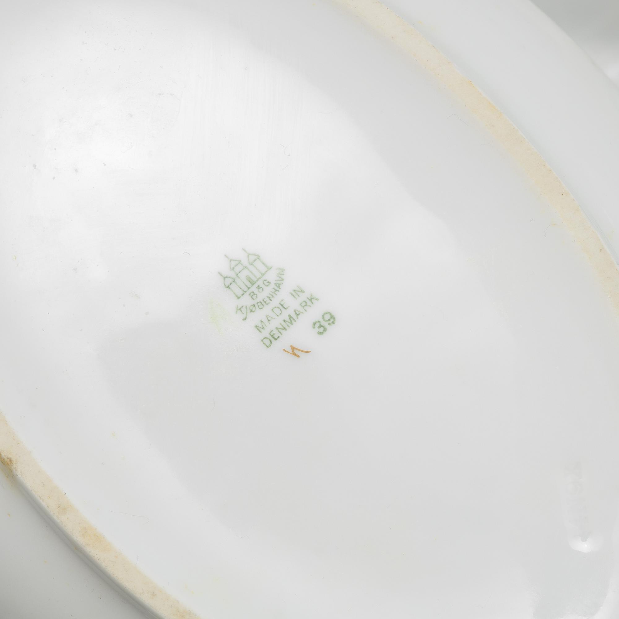 A 57 piece dining service, 'Äppelblom', Bing & Grøndahl.