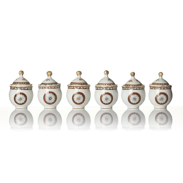 A set of six custard cups with covers and a dish, Qing dynasty, Qianlong, dated 1789.
