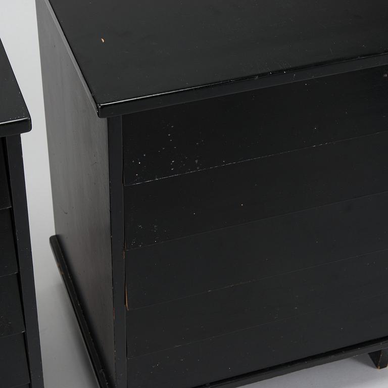 Ilmari Tapiovaara, a pair of 1960s drawers/bedside tables, model 1503, for Asko, Finland.