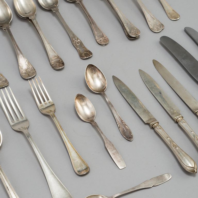 30 pieces of Swedish silver cutlery, 19-/20th centuries. Weigth ca 675 grams.