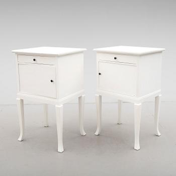 SÄNGBORD, 1 par, 1900-talets mitt.