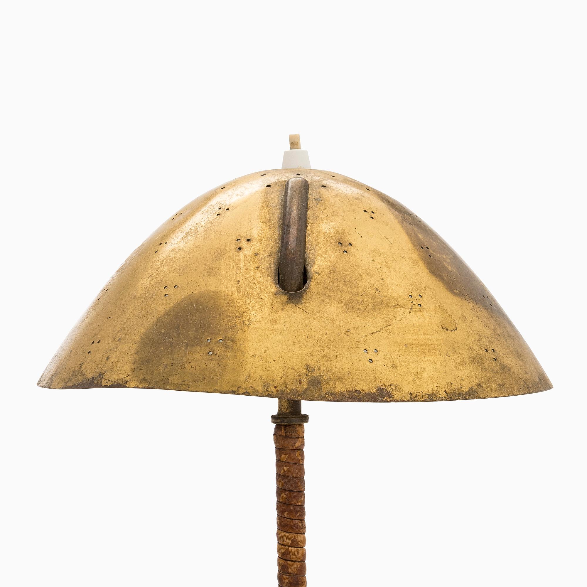 Paavo Tynell, bordslampa 9209 för  Taito 1900-talets mitt.