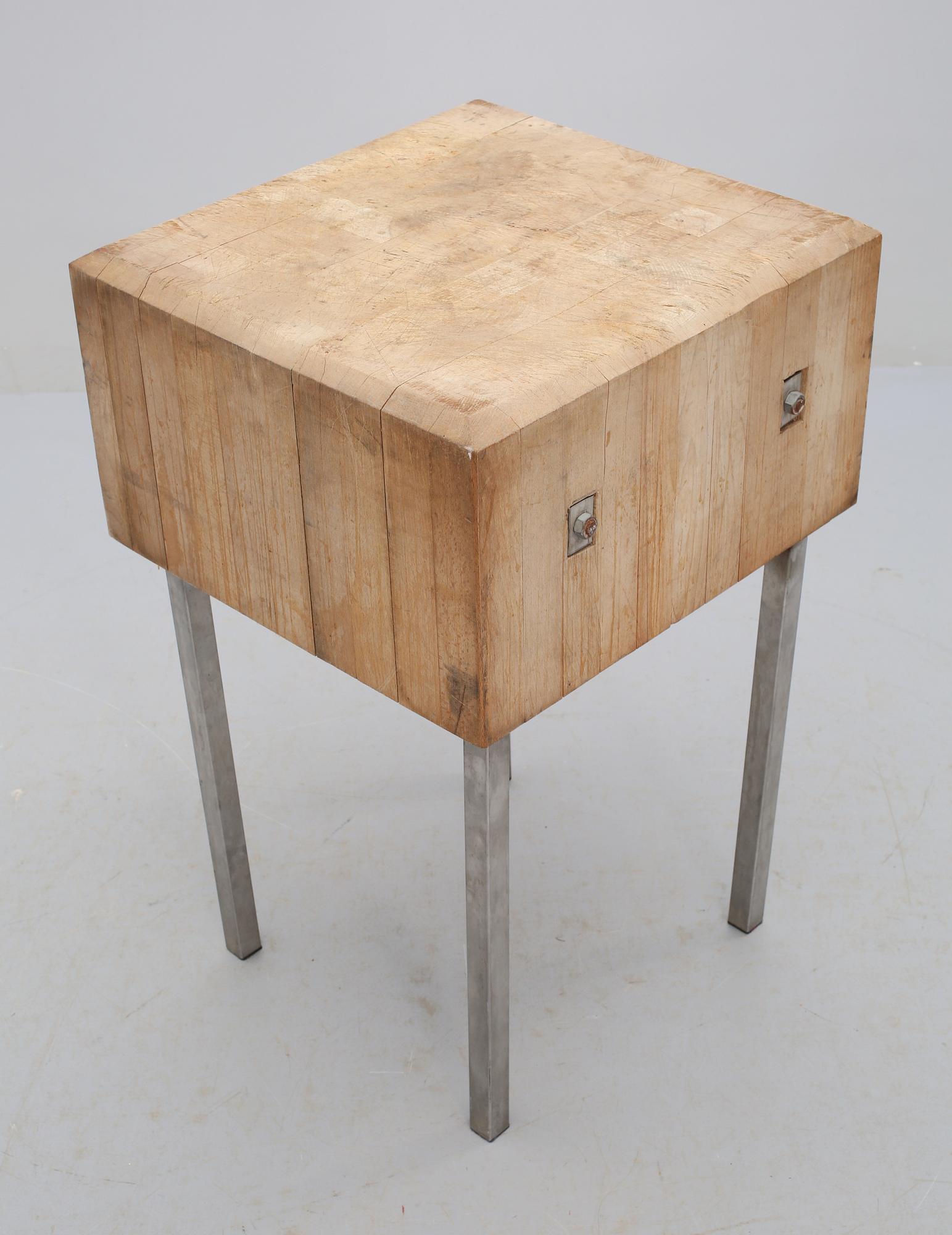 SLAKTARBÄNK/ HUGGKUBBE, 1900-tal.