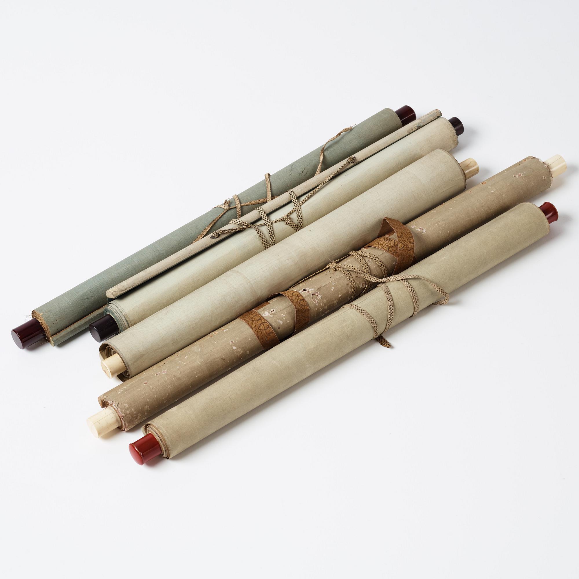 Two japanese hanging scrolls, 20th century.