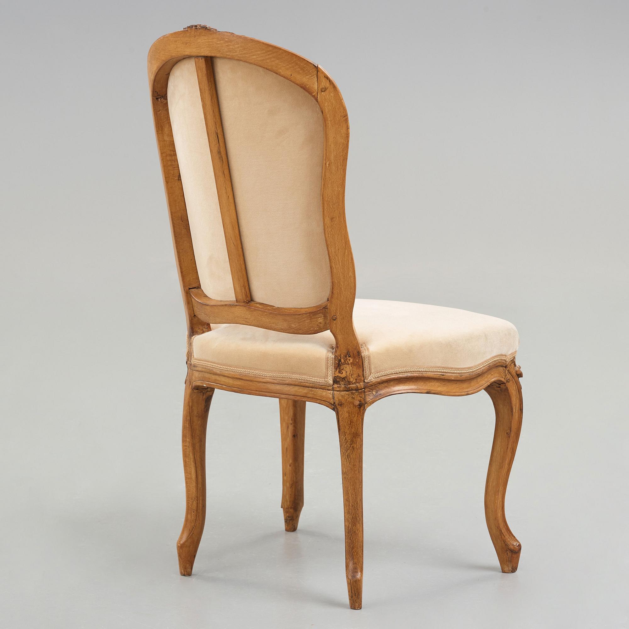 A Louis XV 18th century chair by Nicolas-Simon Courtois, master in Paris 1766.