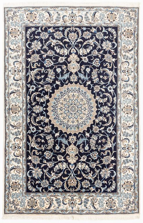 Matta, orientalisk, ca 302 x 194 cm.