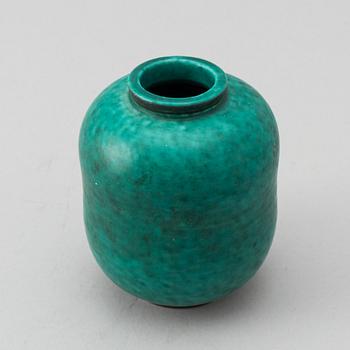 Wilhelm Kåge, a stoneware vase, "Argenta", modell 1079, Gustavsberg.
