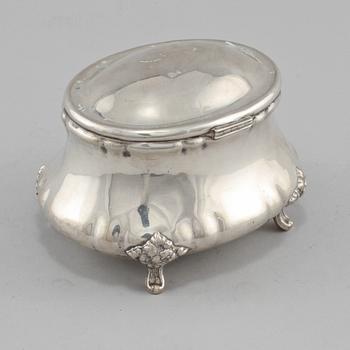 SOCKERSKRIN, låghaltigt silver, nyrokokostil, 1900-tal.