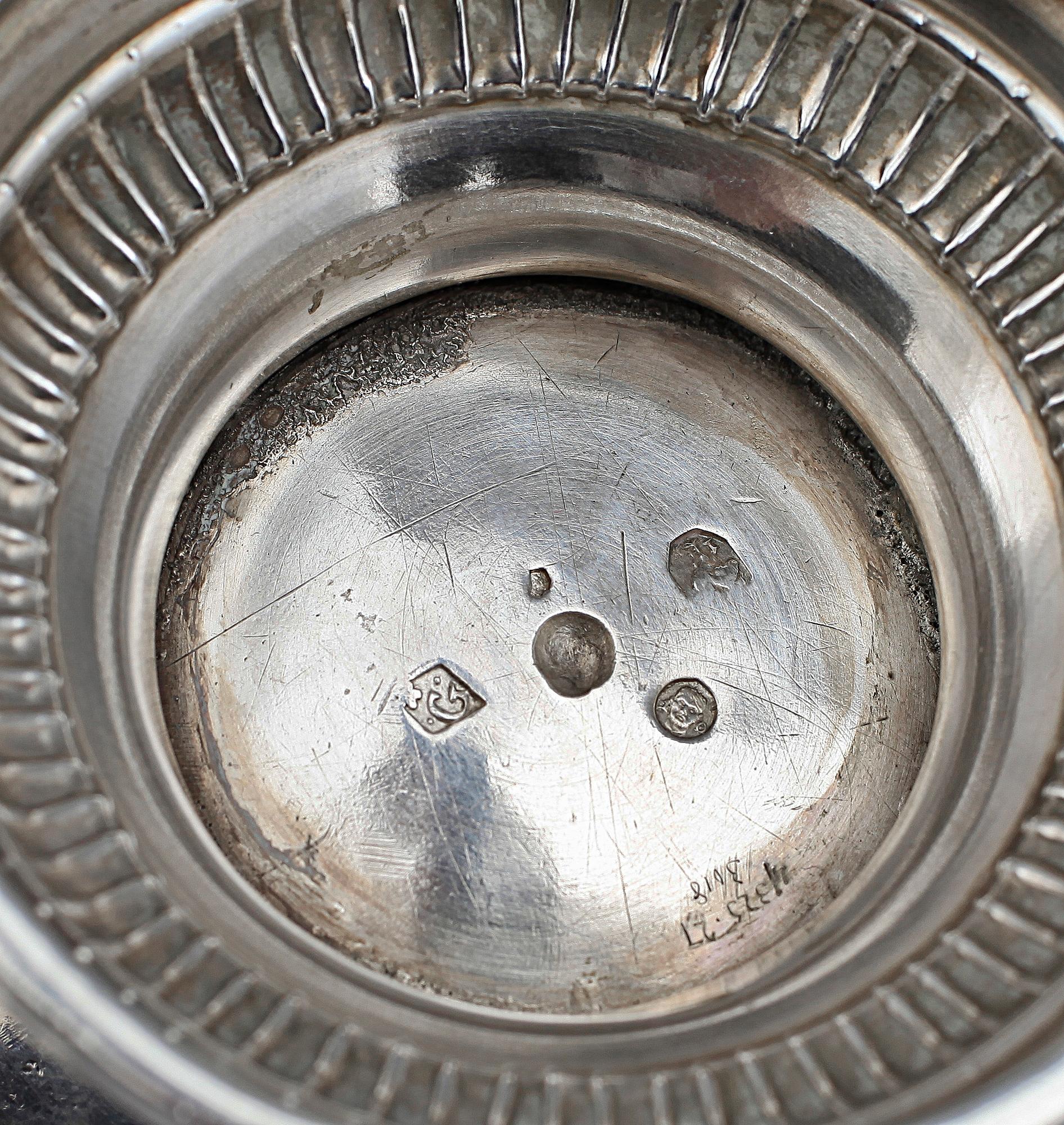 BÄGARE, silver, sekelskifte 1700/1800-tal Frankrike. Tot vikt ca 121g.
