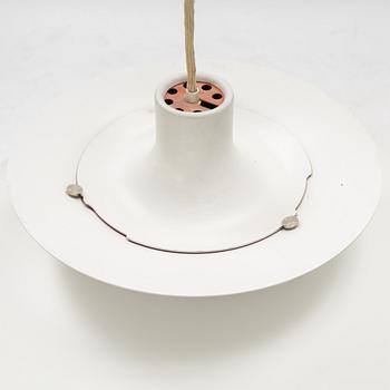 Poul Henningsen, taklampa, "PH 5", Louis Poulsen, Danmark.