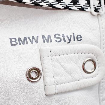 MOTORMÖSSOR, 2 st samt MOTORGLASÖGON, 2 st, för BMW, 1900-talets andra hälft.