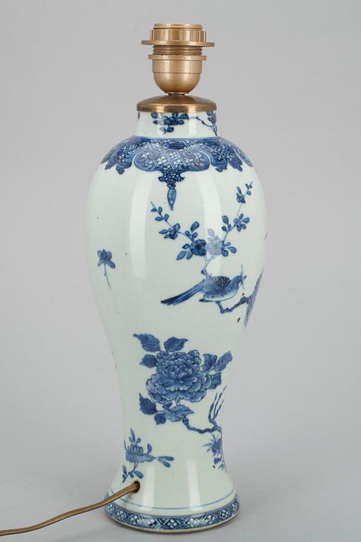 LAMPFOT, porslin, Kina, Qianglong (1736-1795).