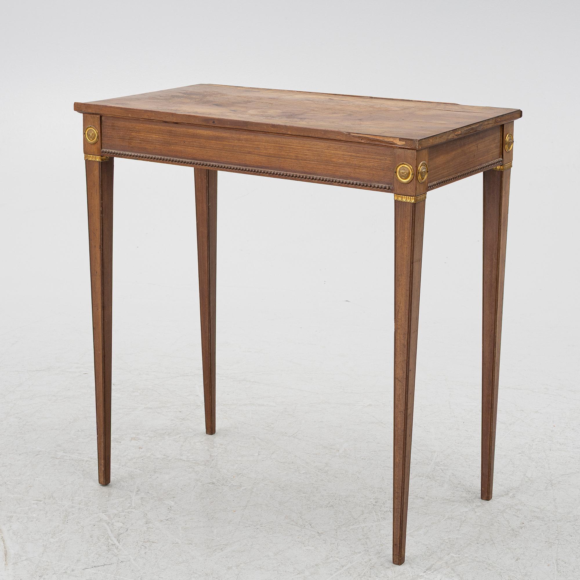 A late Gustavian table, circa 1800.