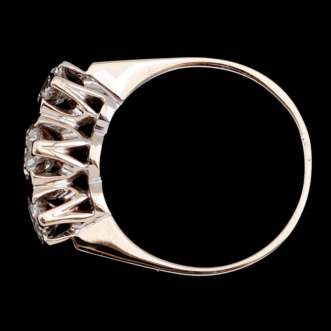 RING, 18 k vitguld, 3 briljantslipade diamanter tot 1.39 ct.