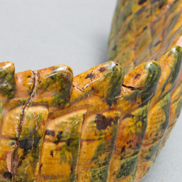 a ceramic crocodile sculpture from the second half of the 20th century.