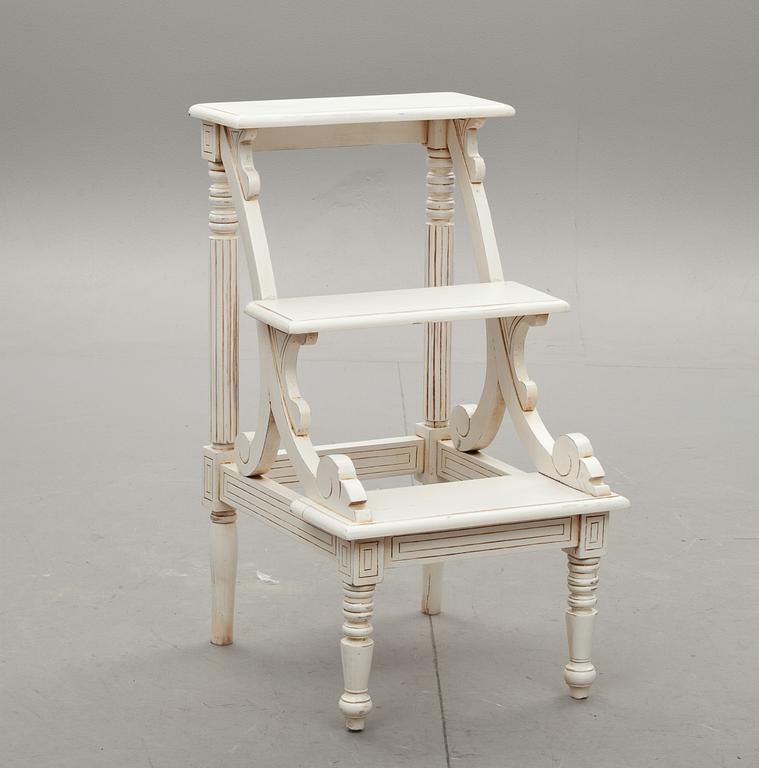 BIBLIOTEKSSTEGE, modern tillverkning.